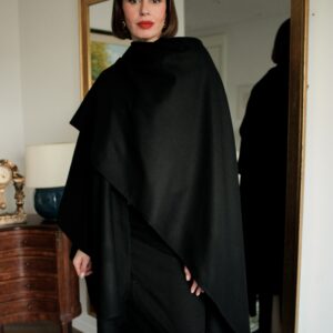 Cape Lauren Noire 100% laine